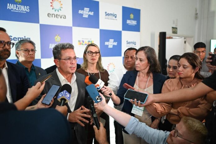 O vice-governador Tadeu de Souza destaca o Amazonas como polo de energia sustentável na Expo 2026, projetando 30 mil empregos e novos investimentos em gás.