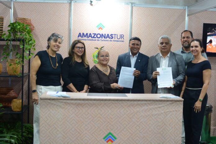 Conheça as novas parcerias da Amazonastur para impulsionar o turismo no Amazonas, com foco em pesca esportiva e eventos, gerando milhões para a economia local.