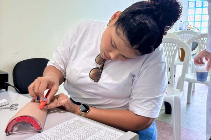 Prefeitura de Manaus amplia oferta do implante contraceptivo na rede municipal.