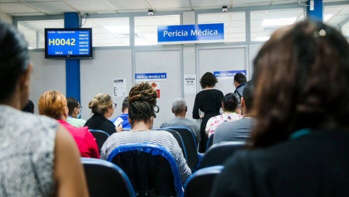 O INSS realiza mutirão de perícia médica nos dias 7 e 8 de março para agilizar o BPC e auxílio doença.