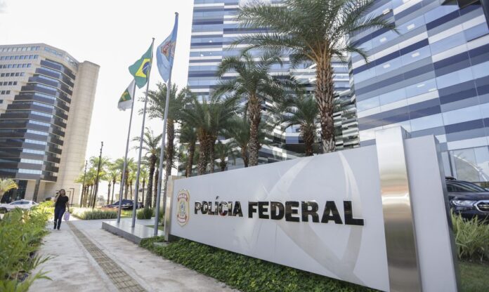 A Polícia Federal solicita R$ 200 milhões e 458 agentes para a segurança das eleições 2026.