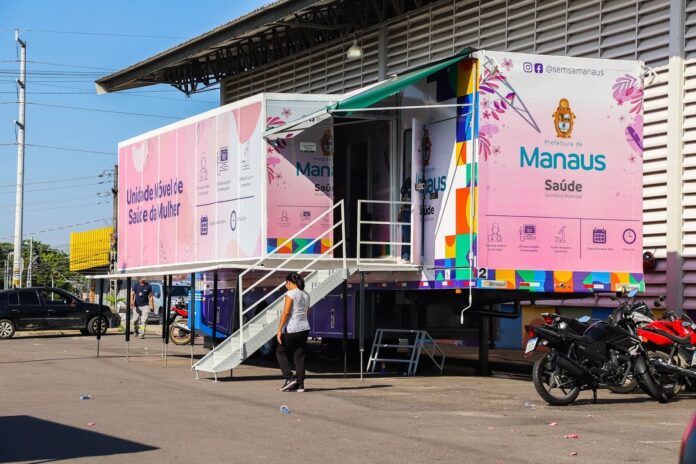 Confira o cronograma das Unidades Móveis de Saúde da Mulher em Manaus. Veja endereços, datas e serviços como mamografia e preventivo em todas as zonas da cidade.