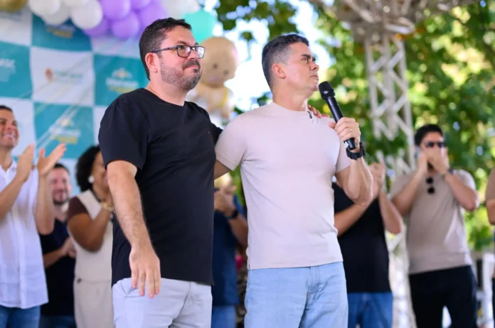 O prefeito David Almeida anunciou Nildo Mello como novo secretário da Semasc. Saiba mais sobre o perfil técnico do novo titular e a continuidade dos projetos.