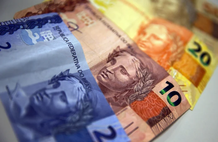 Começa hoje o pagamento do 13º salário do INSS para quem ganha um mínimo.