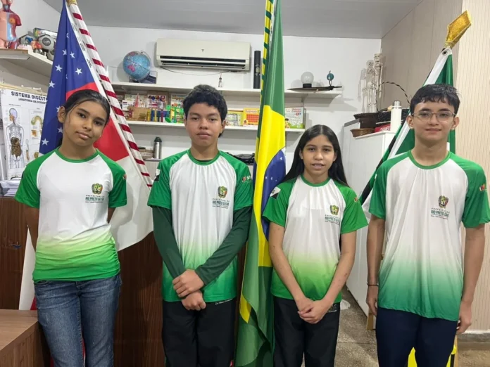 Alunos de Rio Preto da Eva disputam a Olimpíada de Matemática na França em maio. Saiba tudo sobre a única escola municipal do Amazonas na competição mundial.
