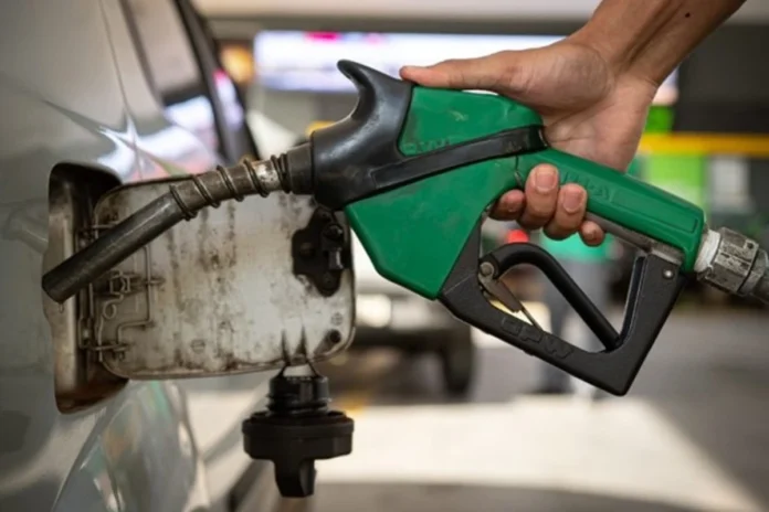 O Cade abriu investigação sobre o preço dos combustíveis para apurar se sindicatos coordenaram aumentos.