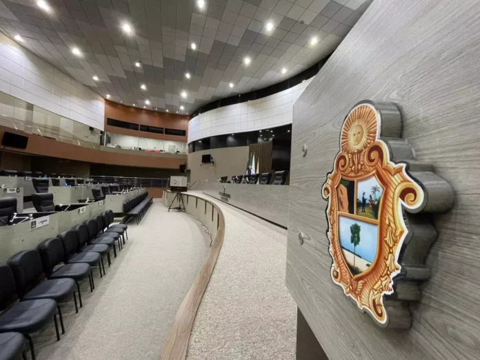 A Câmara Municipal de Manaus aprovou mudanças na lei de empréstimos para destravar R$ 620 milhões destinados a obras de infraestrutura e gestão.