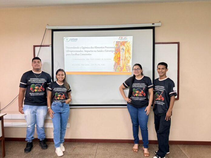 Saiba como o projeto de educação alimentar em Humaitá utiliza a ciência para combater ultraprocessados e promover hábitos saudáveis entre estudantes do Amazonas.