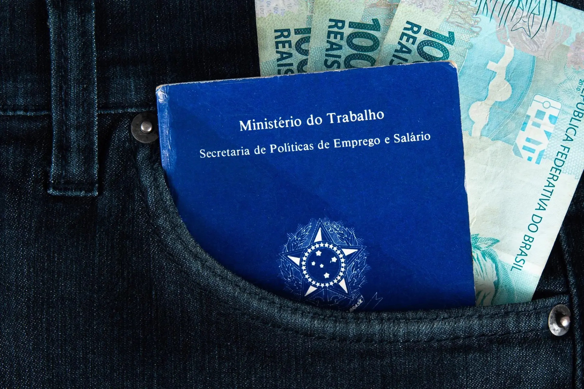 A criação de empregos no Amazonas subiu 95,3% em março de 2026 segundo o Caged.