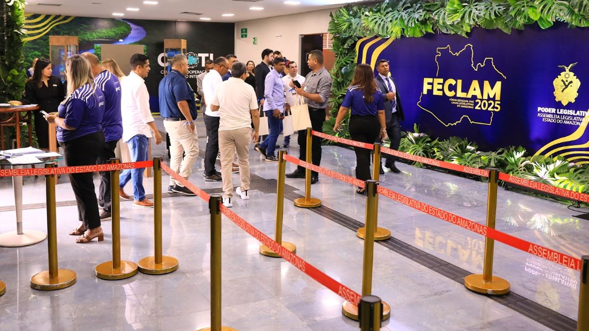 O Feclam 2026 debate o impacto da Inteligência Artificial na administração pública e processos eleitorais em evento da Aleam para Câmaras Municipais.