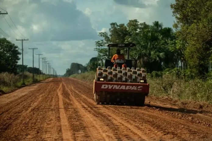 O TRF1 autorizou a retomada das licitações para obras na BR-319 no Amazonas.