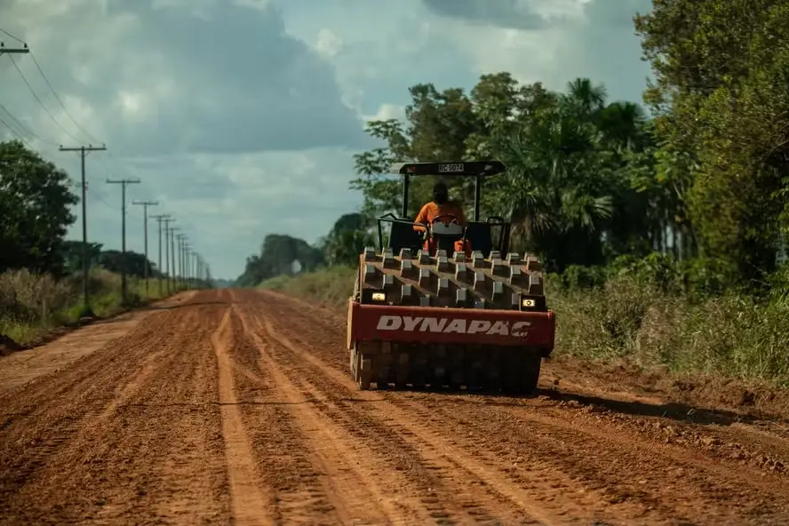 O TRF1 autorizou a retomada das licitações para obras na BR-319 no Amazonas.