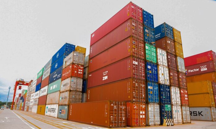O Polo Industrial de Manaus registrou faturamento de R$ 37 bilhões no início de 2026, com destaque para o crescimento das exportações e do setor de bebidas.