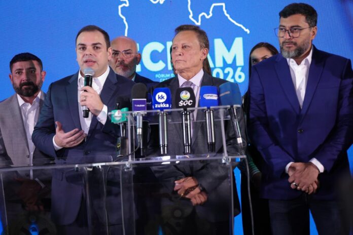 Roberto Cidade abre o VI Feclam destacando o fortalecimento parlamentar e a capacitação técnica para vereadores e servidores dos municípios do Amazonas.