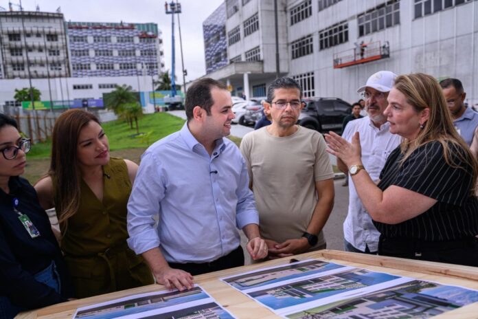O governador Roberto Cidade vistoriou o Complexo Hospitalar Sul em Manaus.