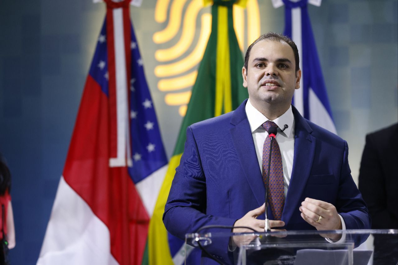 Registre-se em Manaus amplia cidadania com emissão de documentos e mais de 15 mil atendimentos para população vulnerável.