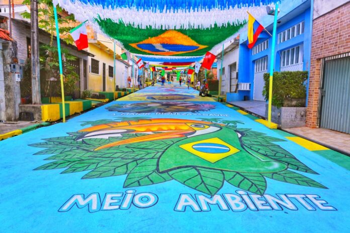 Edital Ruas da Copa vai apoiar exibição da Copa 2026 em Manaus com estrutura para comunidades e espaços públicos.