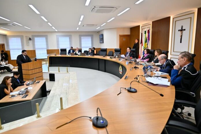 O TCE-AM negou recurso e confirmou o pagamento de multa de R$ 22 mil pelo diretor da Coahasb por falhas na prestação de contas de 2024 em Humaitá.