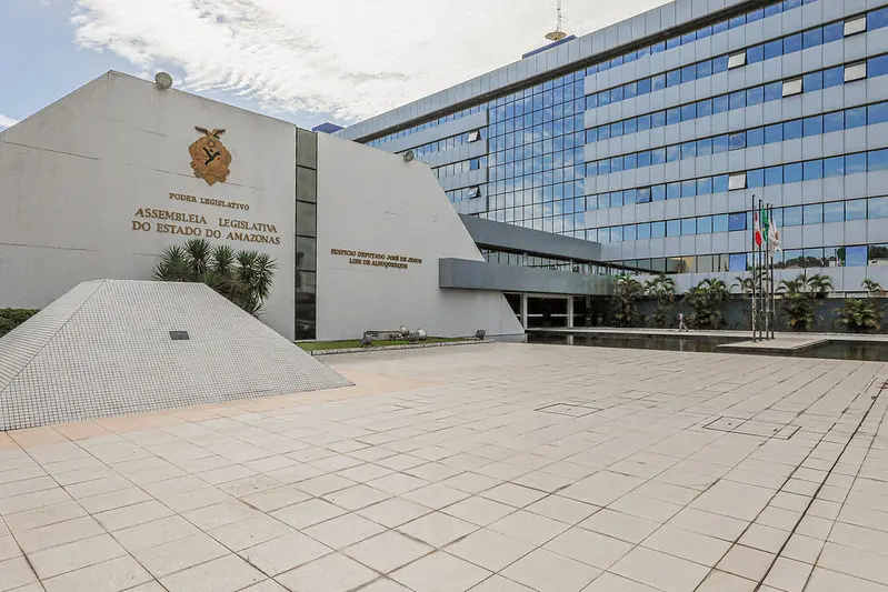 A Aleam validou todas as candidaturas para a eleição indireta ao Governo do Amazonas. Conheça os detalhes do julgamento e o cenário para o pleito de 4 de maio.