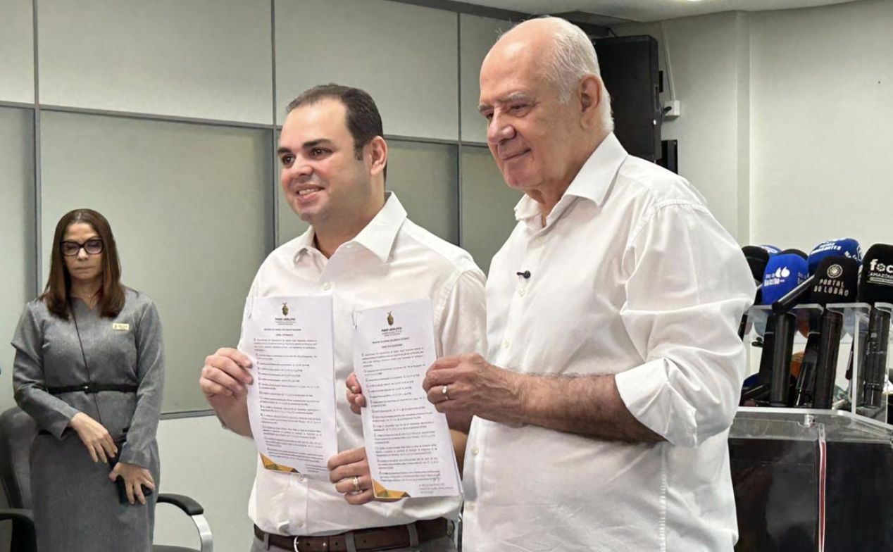 Eleição indireta AM: Roberto Cidade e Serafim Corrêa registram primeira chapa para disputa ao governo do Amazonas.