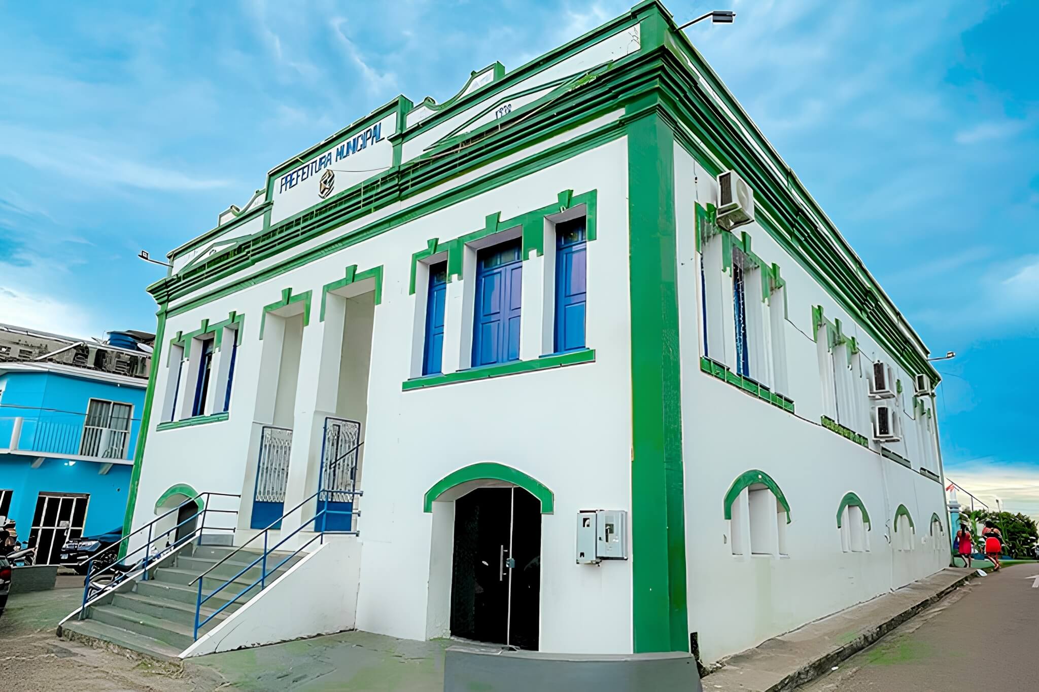 Bolsa Idiomas 2026 inicia entrega de documentos em Manaus. Candidatos devem comparecer às unidades para confirmar benefício.