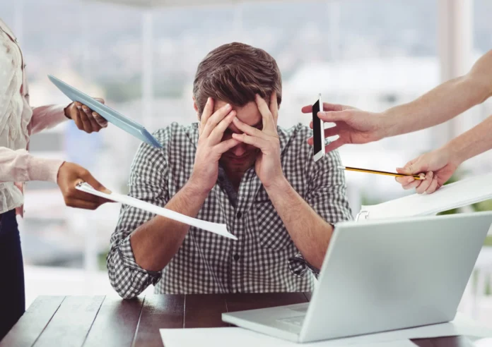 O burnout silencioso começa a adoecer o corpo antes da mente.