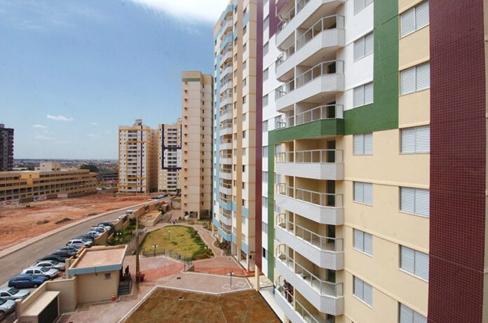 Saiba como o Minha Casa Minha Vida agora atende a classe média com juros reduzidos e imóveis de até R$ 600 mil.