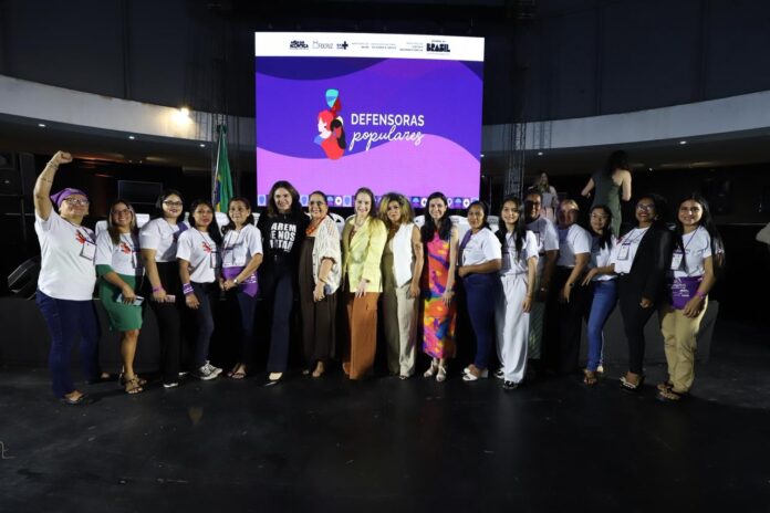 Projeto Defensoras Populares capacita mulheres no Amazonas para ampliar o acesso à Justiça e combater a violência de gênero.