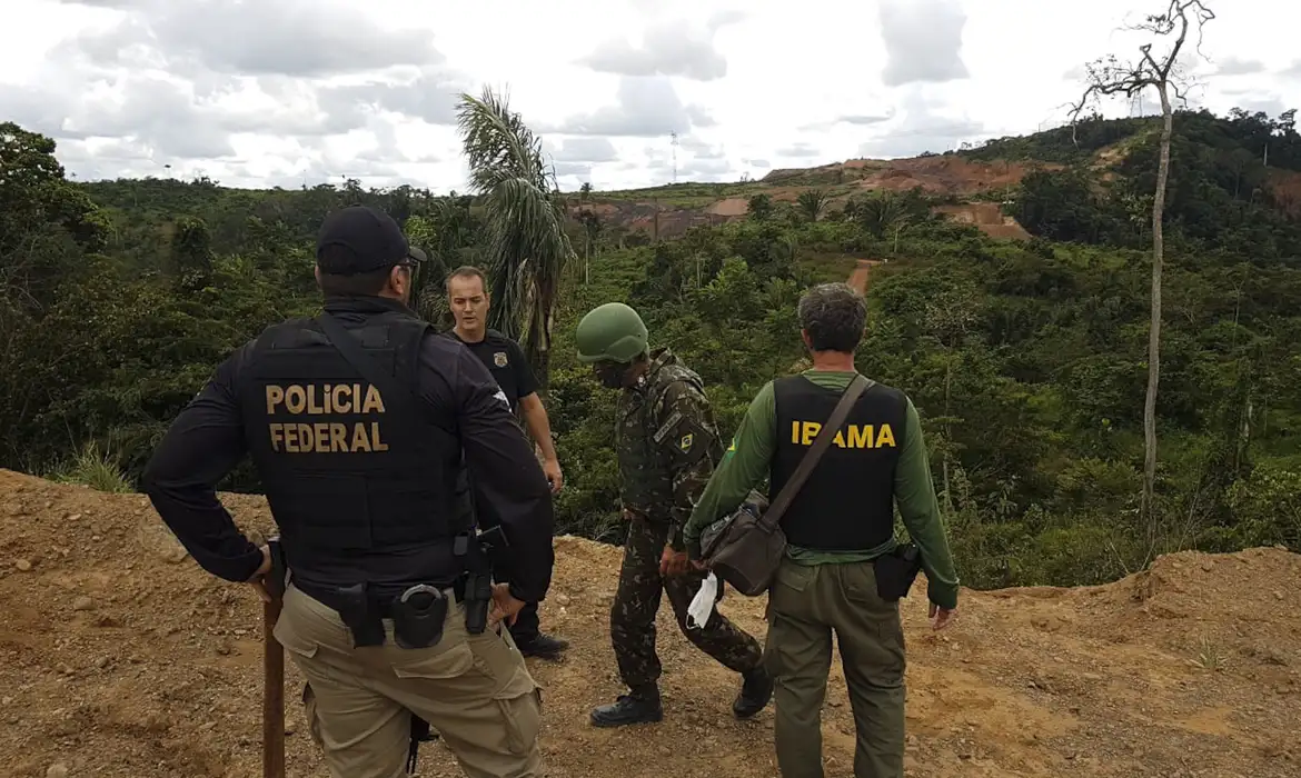 Brasil Contra o Crime Organizado chega à Amazônia com investimento de R$ 209 milhões para combater facções e crimes ambientais.