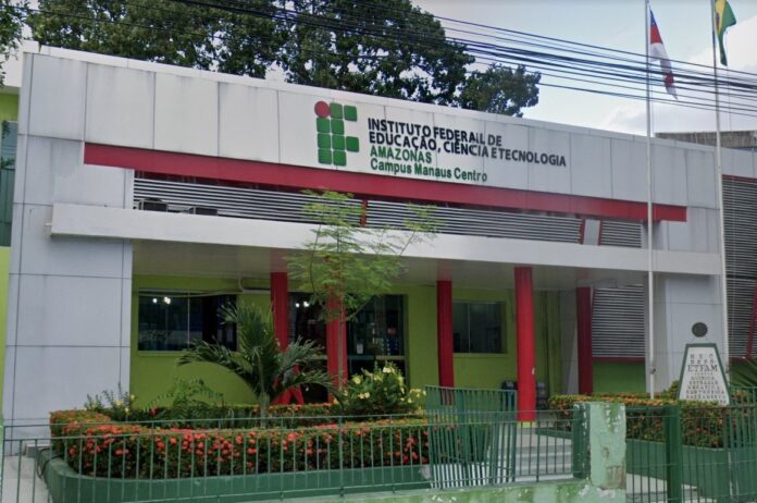 O concurso Ifam oferece vagas de nível superior em Manaus com salário de R$ 5,2 mil mais benefícios.