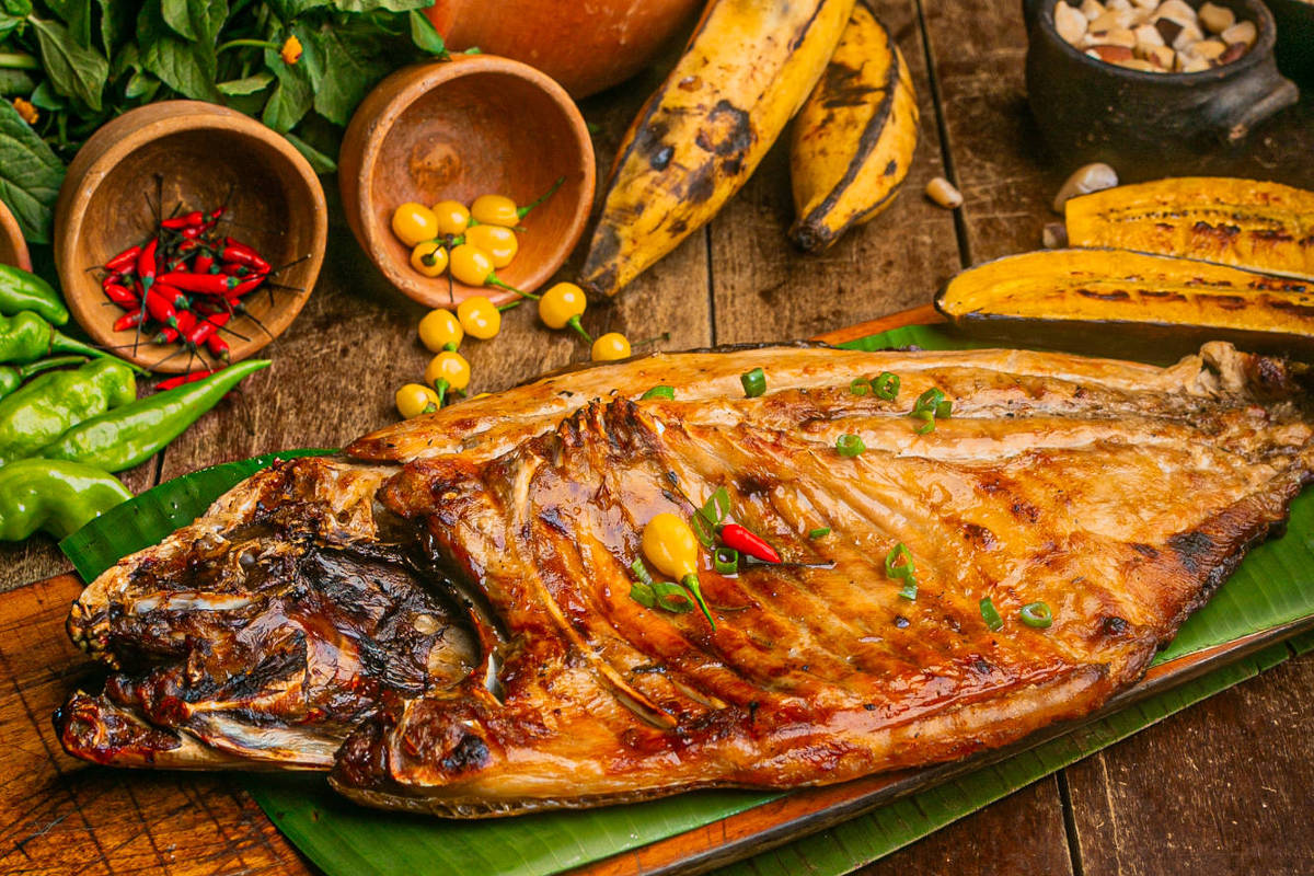 Conheça os dados da produção de tambaqui no Brasil e aprenda como preparar uma receita prática e saborosa deste peixe que é destaque na culinária.