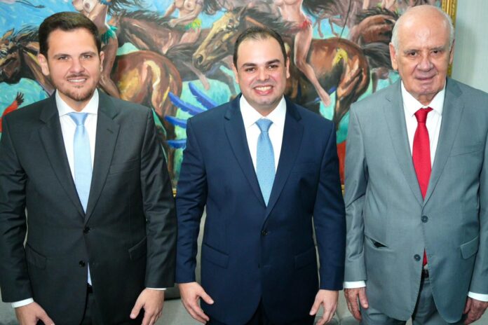 Renato Junior participou da posse de Roberto Cidade no Amazonas e destacou diálogo institucional para tratar demandas de Manaus.