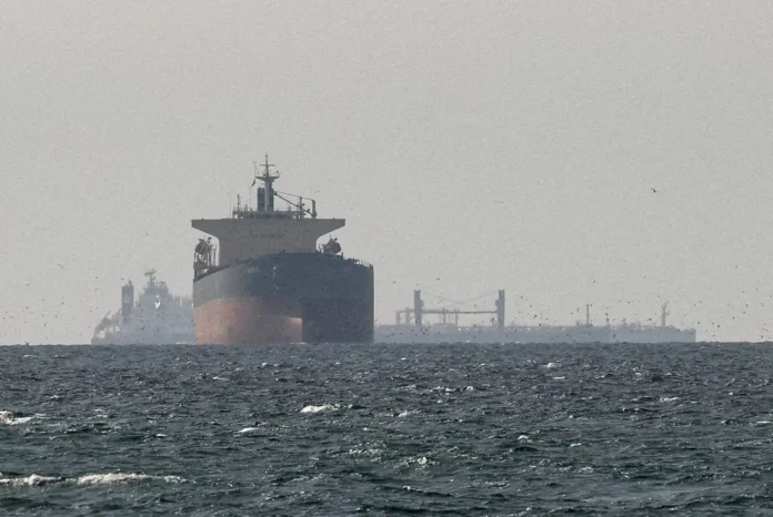 Trump e Xi Jinping discutem a crise com o Irã e ataques em Ormuz buscando garantir a abertura da rota comercial e o fornecimento global de energia.