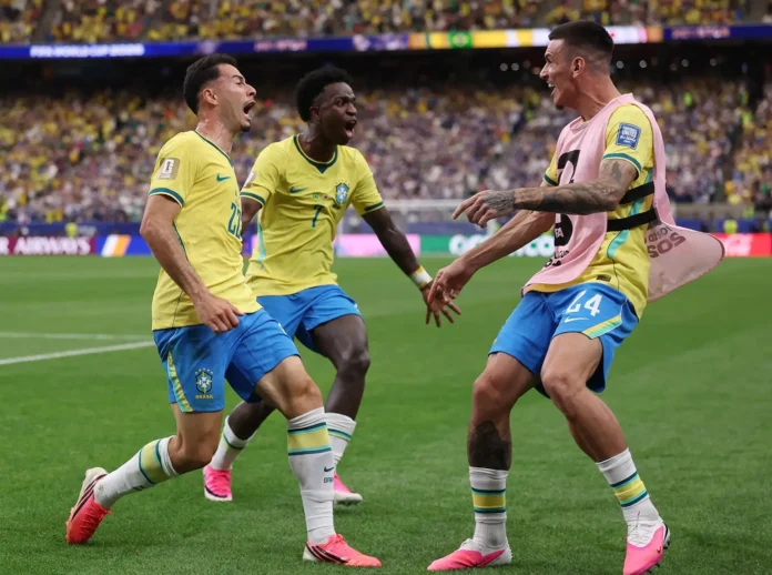Brasil vence o Japão na Copa do Mundo 2026 com gol de Martinelli nos acréscimos e garante vaga nas oitavas de final.