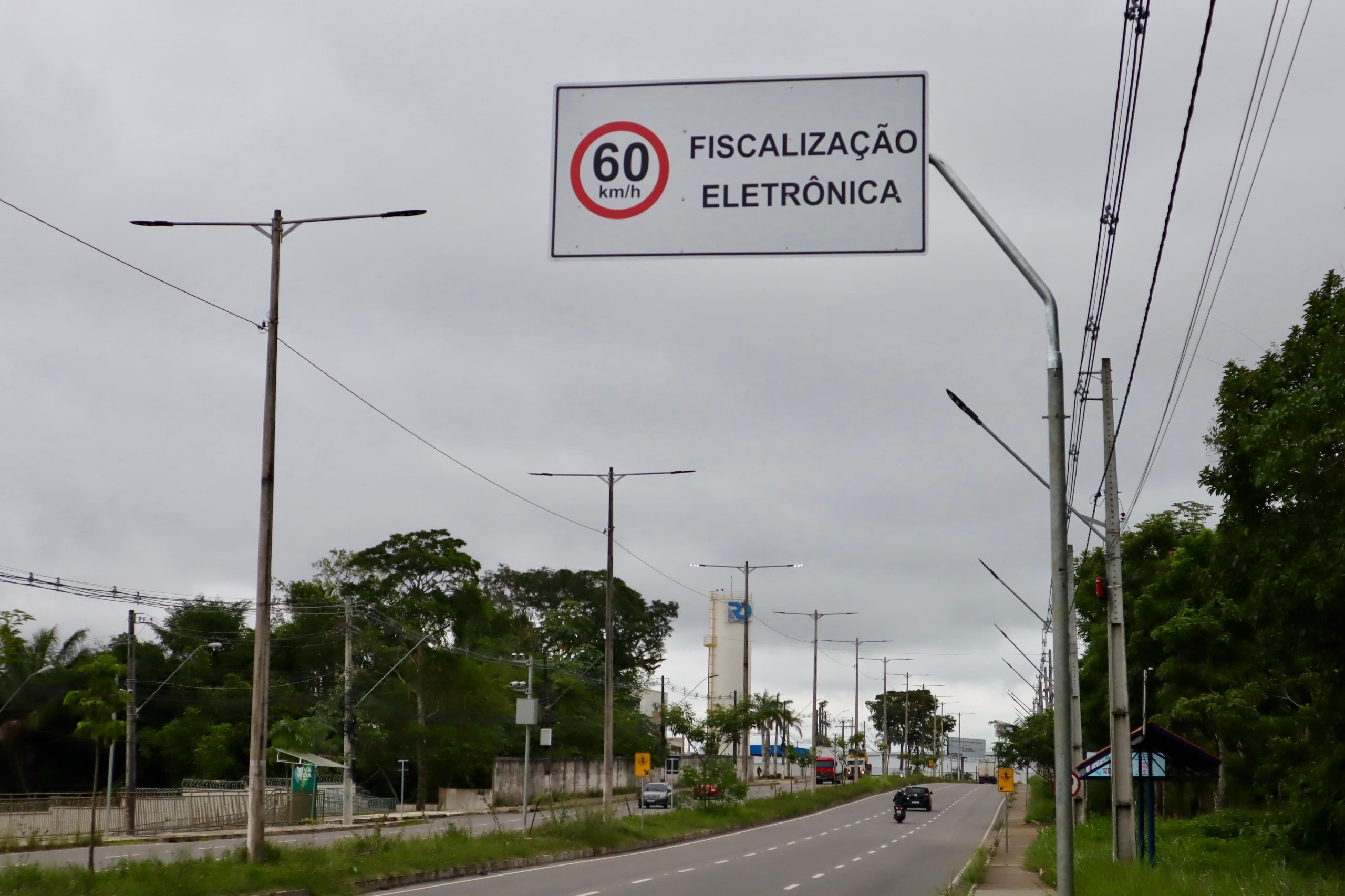 Novos radares em Manaus entram em operação dia 13 de julho para reforçar a segurança no trânsito e reduzir acidentes.