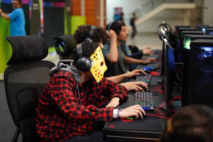 Matsuri Tecnogame reúne jogos, cosplay e K-Pop na Ponta Negra, com troca de alimentos por ingressos nos dias 27 e 28 de junho.