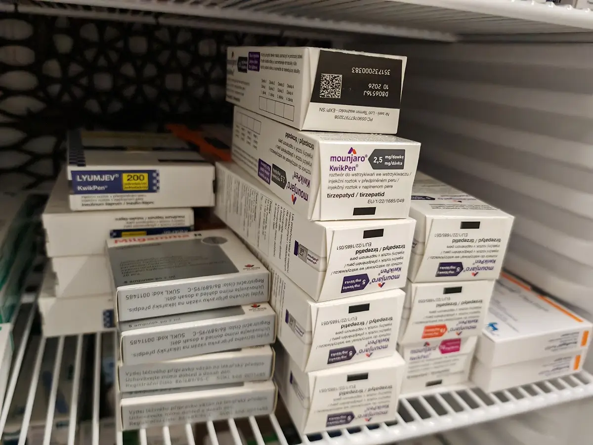Estudo avalia o uso de Ozempic e Mounjaro no diabetes e os possíveis reflexos na redução do risco de comprometimento cognitivo leve.