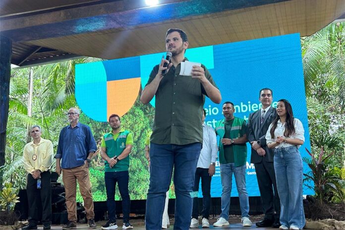 Prefeito Renato Júnior afirma que Suframa possui áreas para fábricas em Manaus, mas cobrou responsabilidade da autarquia por permitir invasões.
