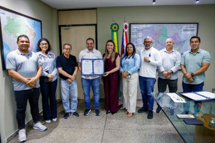 Saiba como se credenciar para as subvenções econômicas do Governo do Amazonas que vão beneficiar produtores e extrativistas de 28 municípios.