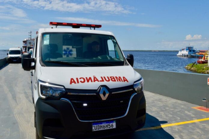SES-AM envia ambulâncias e reforça serviços médicos de urgência e UTI aérea para garantir a segurança no Festival de Parintins 2026.
