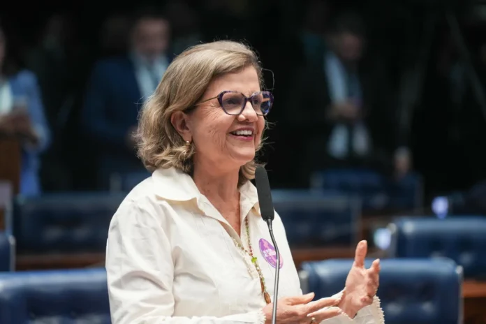 Teresa Leitão assume a liderança do governo no Senado após saída de Jaques Wagner em meio à investigação do caso Master.