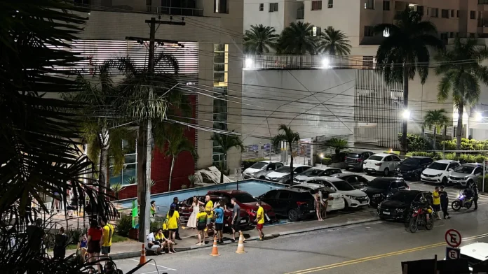 Terremoto na Venezuela foi sentido em Manaus e levou moradores a deixarem prédios. Não há feridos ou danos.