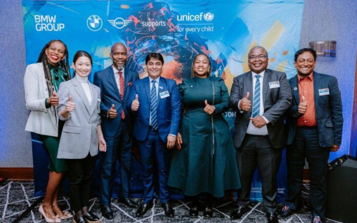 Conheça a parceria entre BMW e UNICEF em Manaus que promove a educação STEAM e a capacitação profissional para jovens mulheres da rede pública.