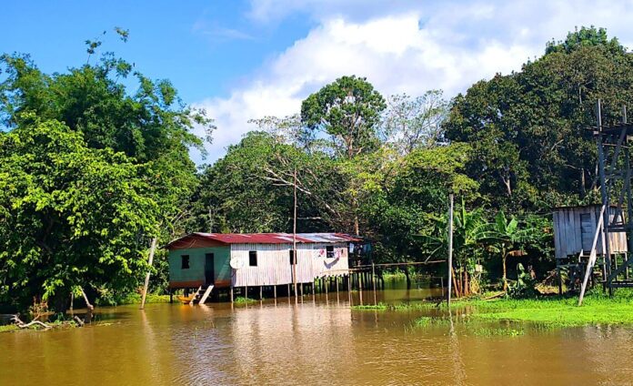 Incra inicia vistorias em Anori para criar o primeiro assentamento pesqueiro do Amazonas, garantindo direitos e crédito para pescadores locais.