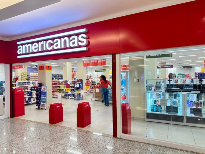 Fraude nas Americanas é alvo da PF, que cumpre mandados e determina bloqueio de R$ 54 bilhões em investigação.
