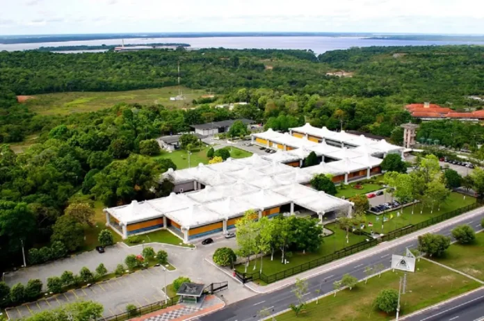 Suframa projeta mais de 200 novas fábricas no Polo Industrial de Manaus após avanço da Reforma Tributária.