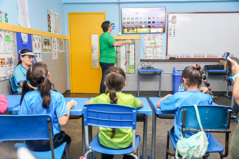 Manaus cria núcleo voltado para alunos com superdotação.