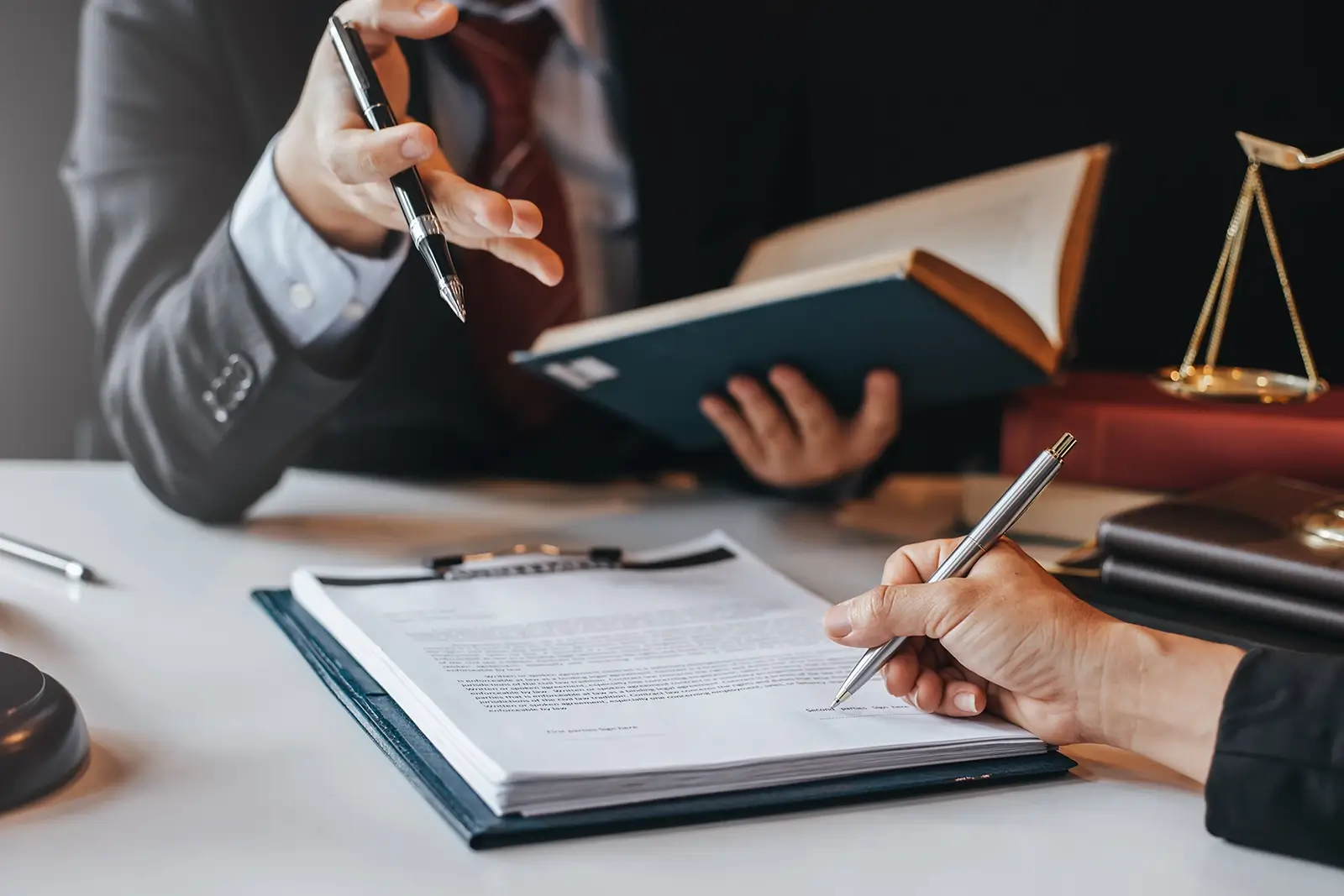 O Imazon abriu vaga de trainee em Direito com salário de R$ 3,9 mil. Atuação em home office focada em pesquisas contra o desmatamento ilegal. Inscrições até 05/06.