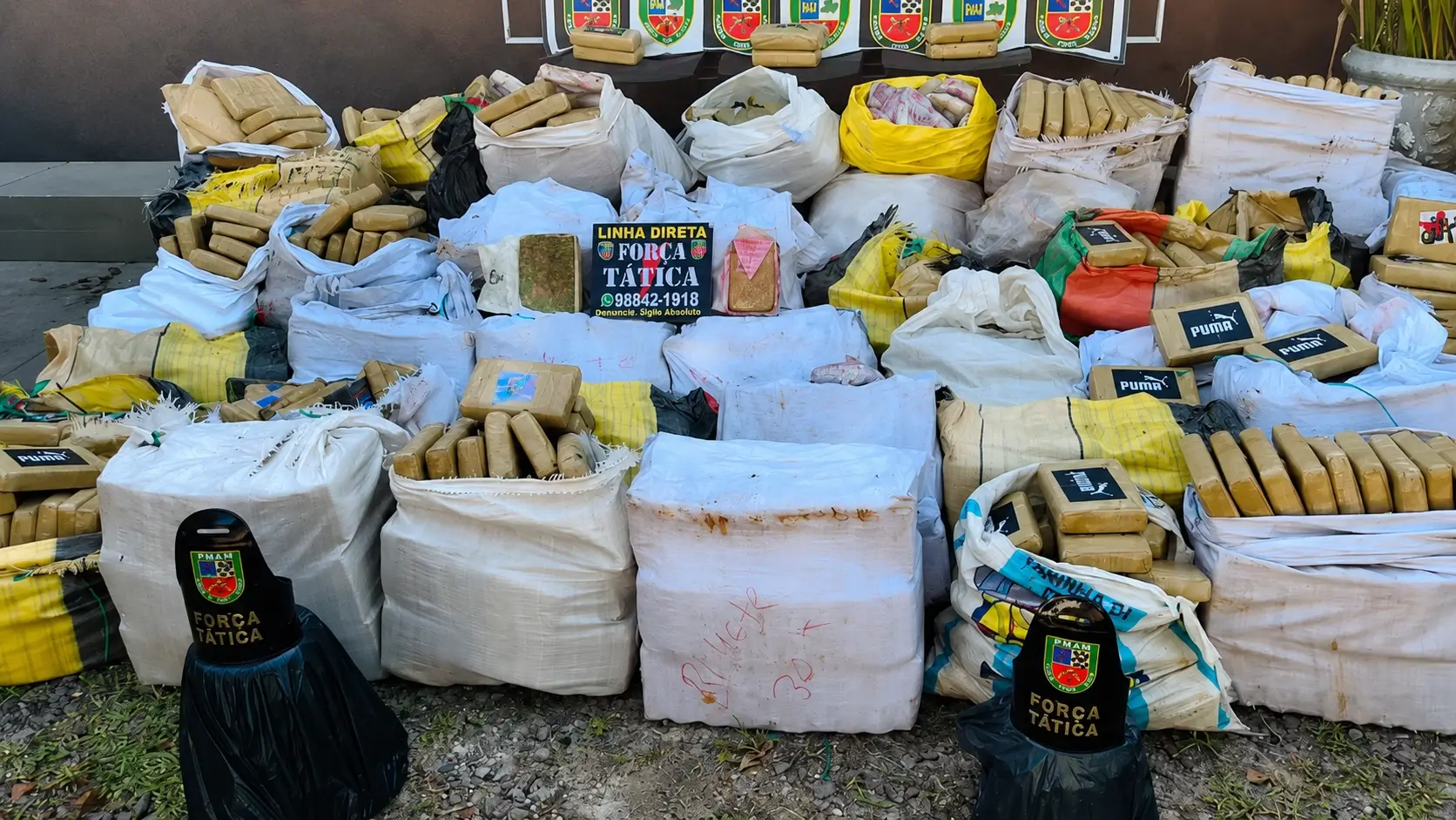 Apreensão de drogas no AM resulta em prisão e retirada de mais de 1,5 tonelada de entorpecentes em operação da PM em Manaus.