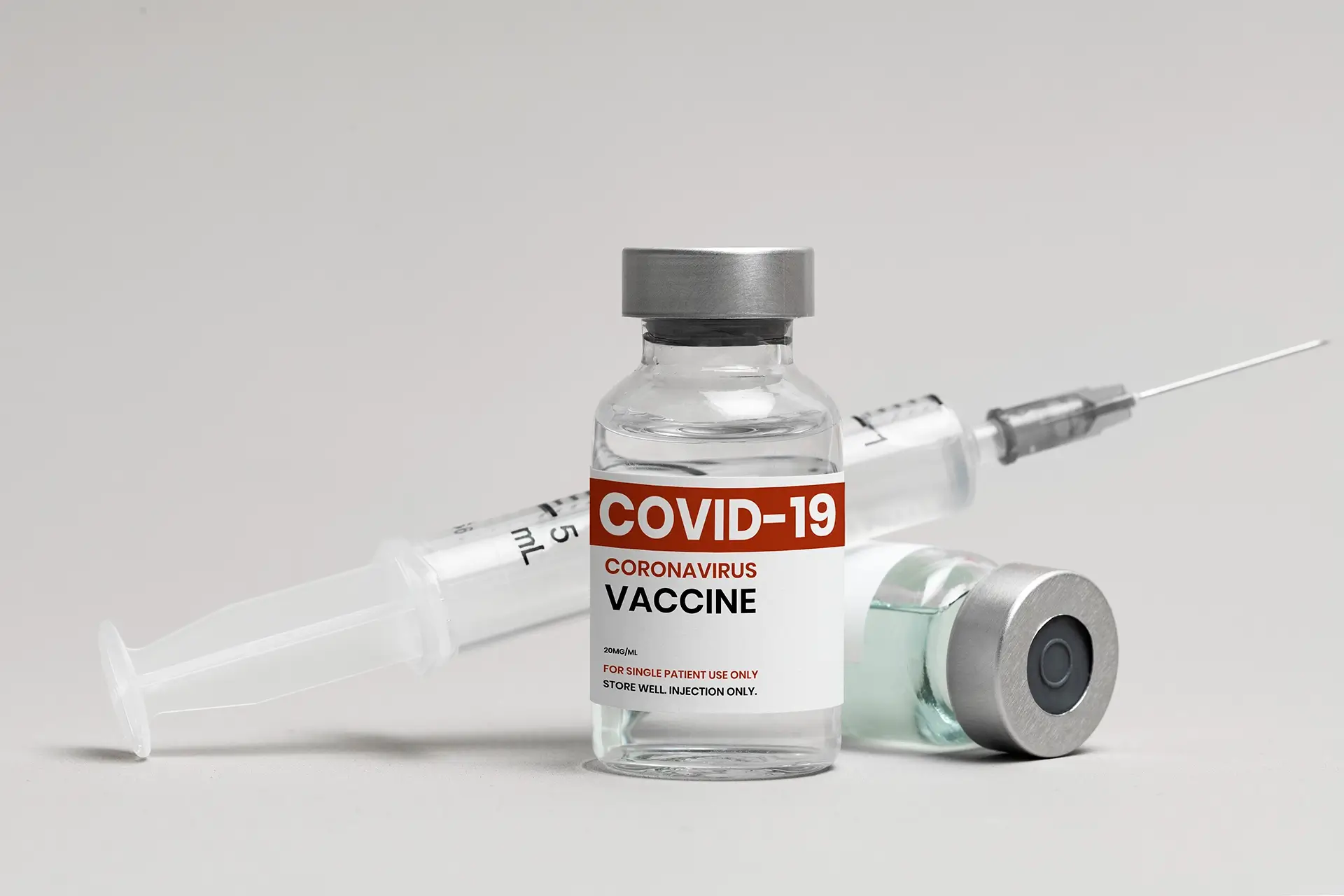 Anvisa publica novas regras que exigem vacinas atualizadas focadas nas variantes mais recentes do coronavírus em circulação no Brasil.